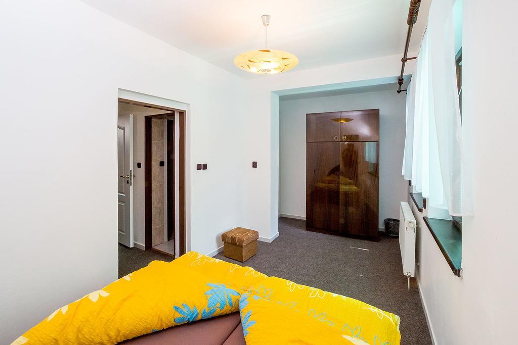 Hostel Havana Чеський Крумлов Номер фото